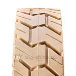 Шина цельнолитая 6.50-10 Composit немаркая (с буртом)